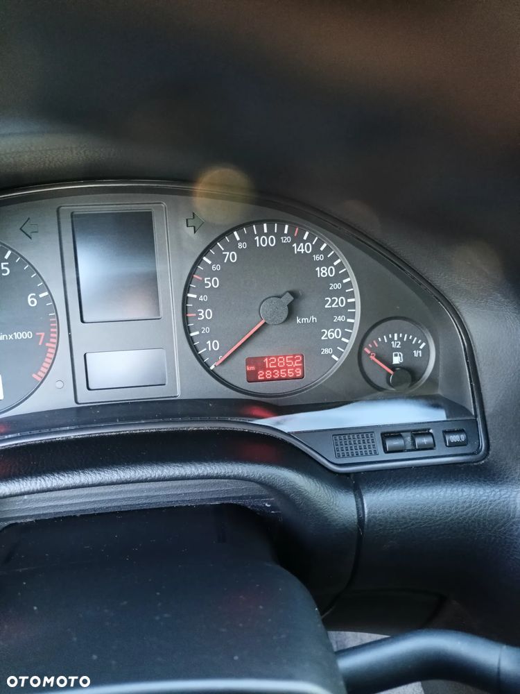 Audi A8 3.7 Tiptronic - 18