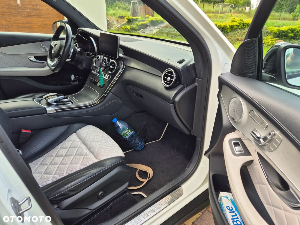 Mercedes-Benz GLC - 10