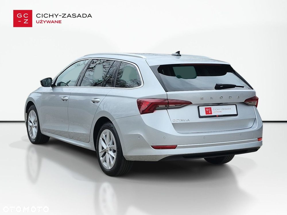 Skoda Octavia 2.0 TDI Style DSG - 3