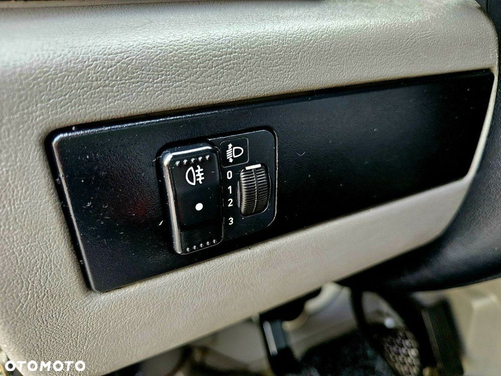 Volkswagen LT - 24