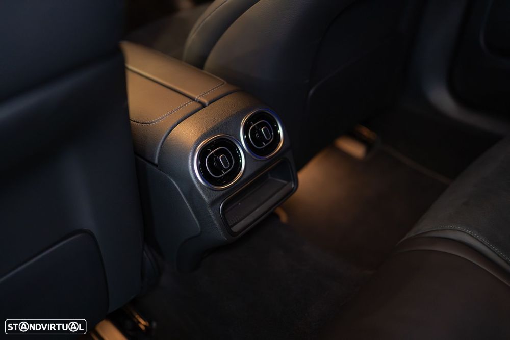 Mercedes-Benz C 300 e AMG Line - 33