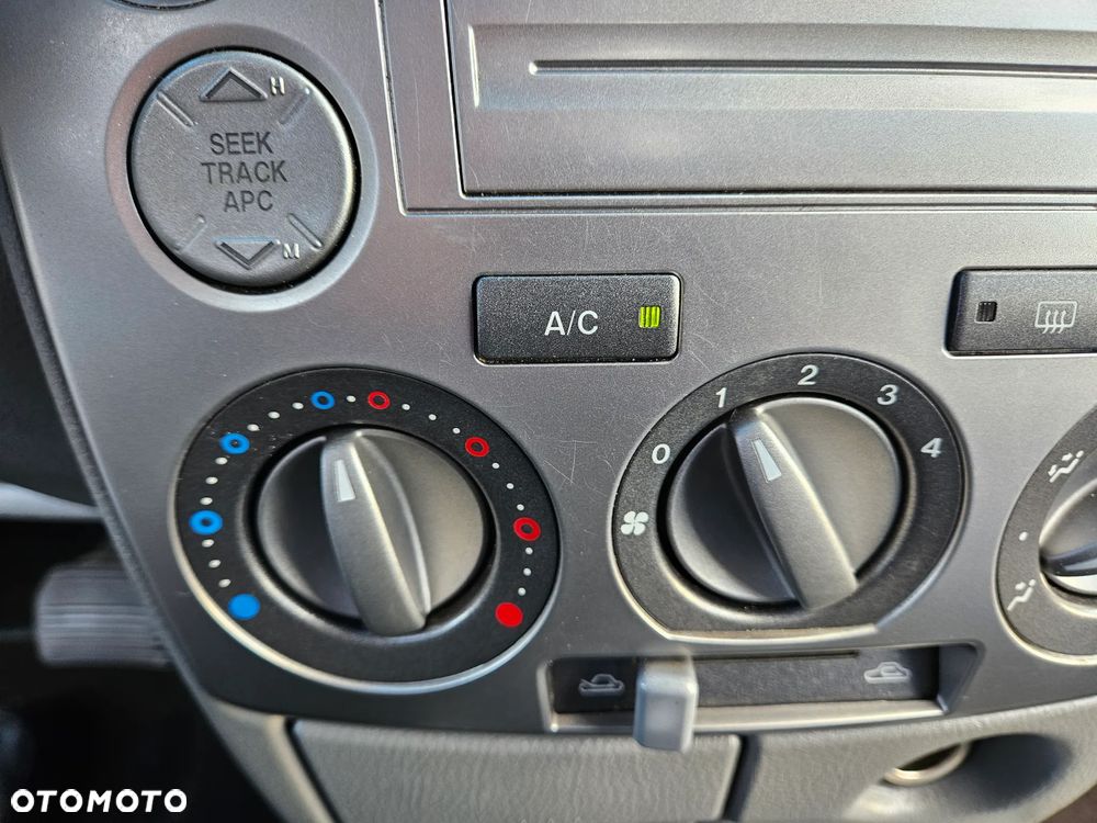 Mazda 2 1.4l Exclusive - 35