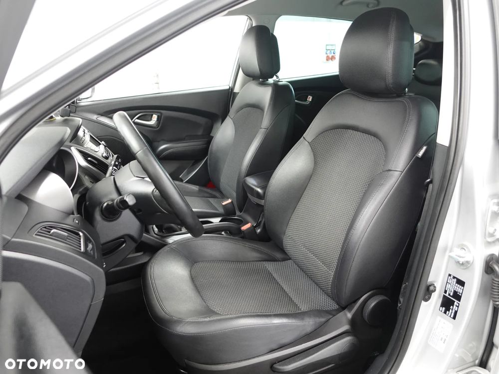 Hyundai ix35 2.0 CRDi 4WD Style - 21