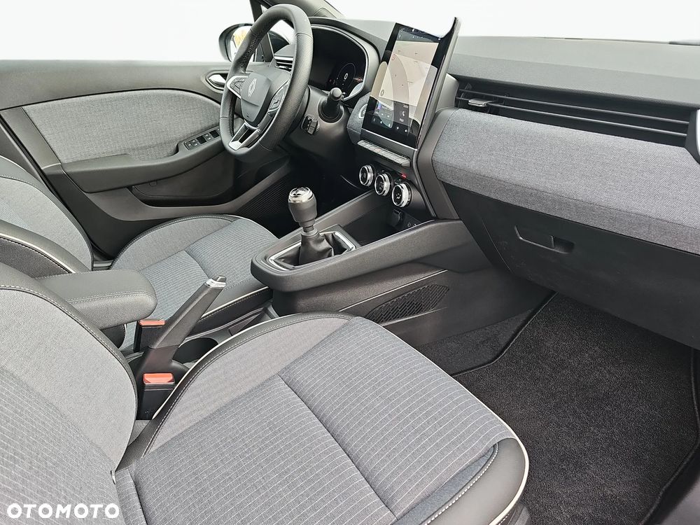 Renault Clio 1.0 TCe Techno - 24