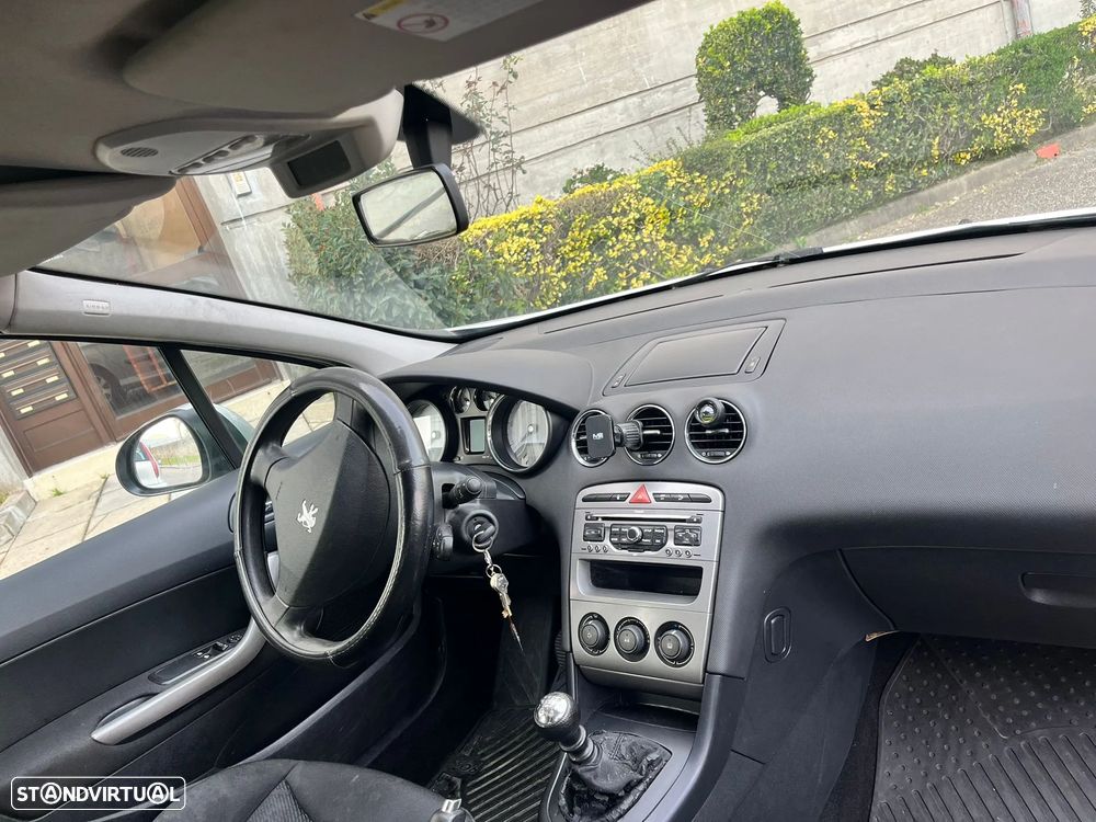 Peugeot 308 SW HDi FAP 110 Filou - 1