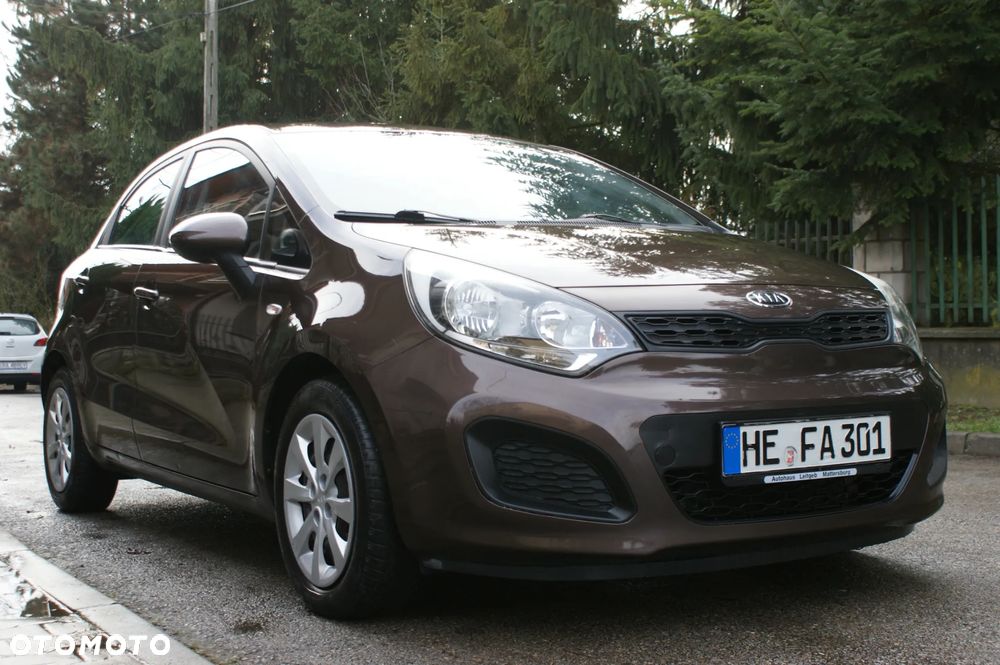 Kia Rio - 3