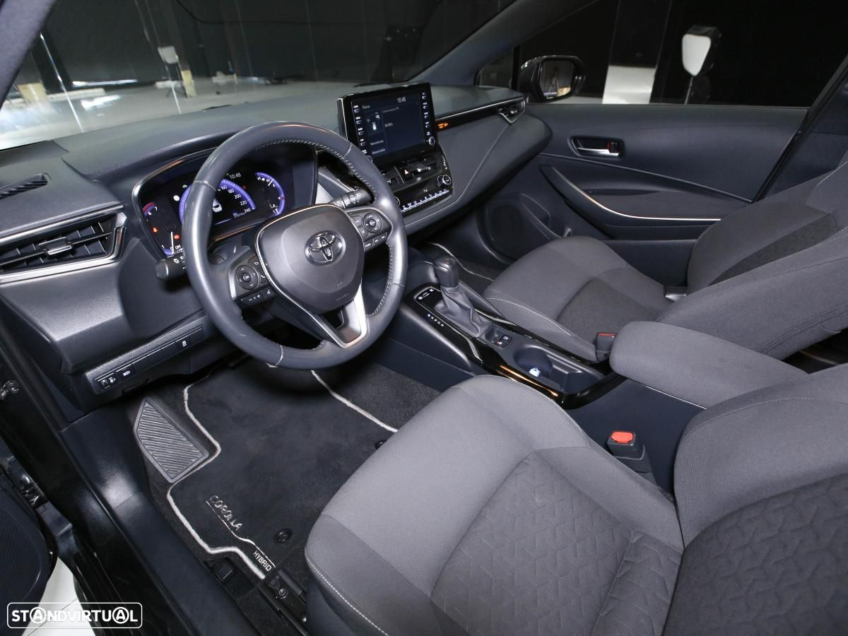 Toyota Corolla Touring Sports 1.8 Hybrid Comfort+P.Sport - 6