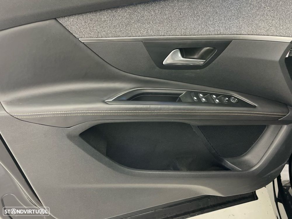 Peugeot 3008 1.2 PureTech GT Line - 17