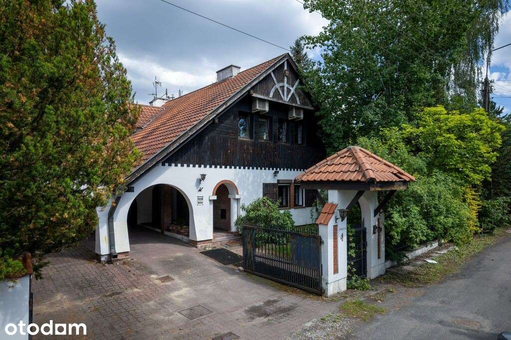 House, 463 m²