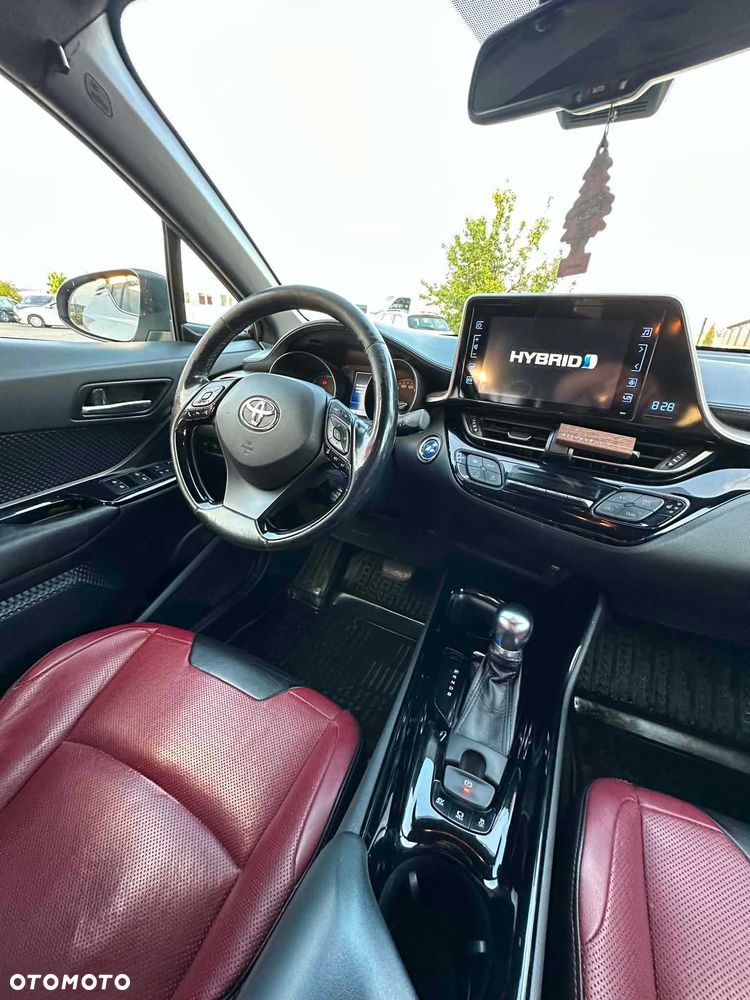 Toyota C-HR - 6