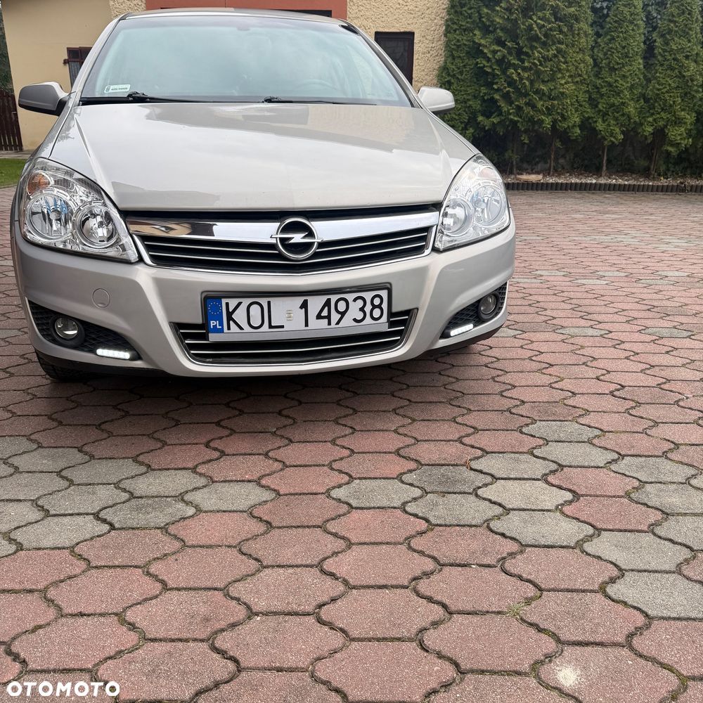Opel Astra 1.6 Essentia - 14