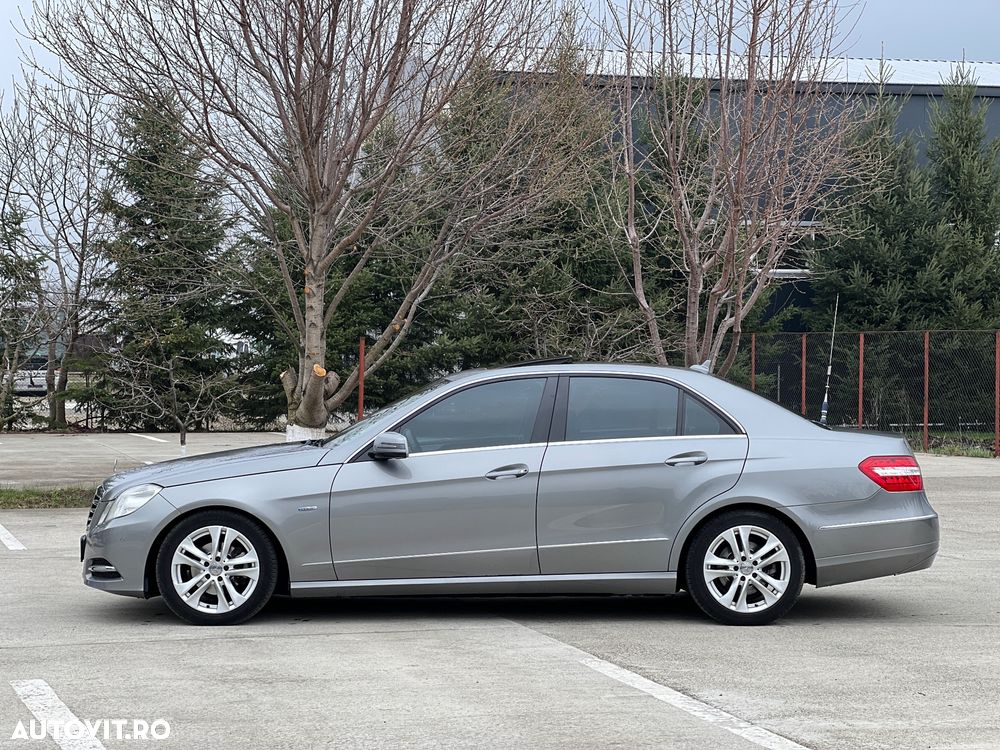Mercedes-Benz E 220 CDI DPF BlueEFFICIENCY 7G-TRONIC Avantgarde - 3