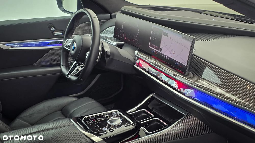 BMW Seria 7 740Ld xDrive sport - 18