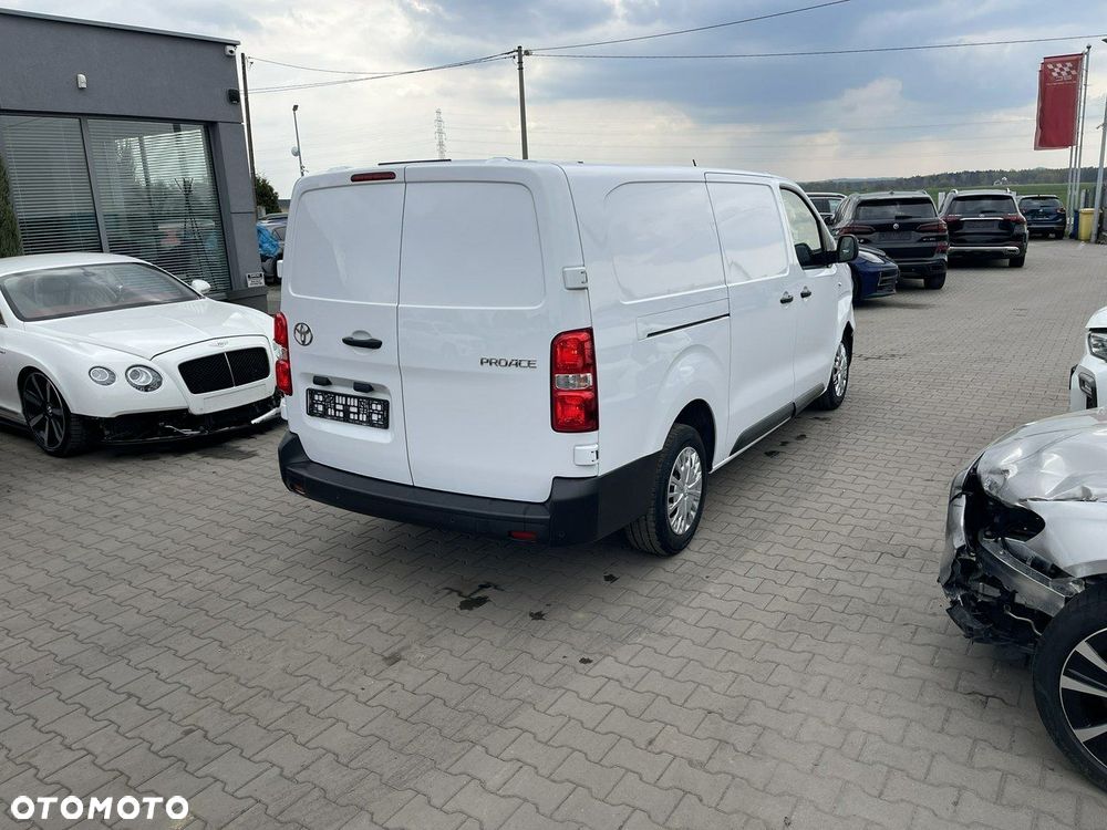 Toyota ProAce - 8