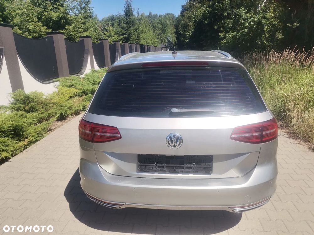 Volkswagen Passat 2.0 TDI Bi-Turbo BMT 4Mot Highline DSG - 23