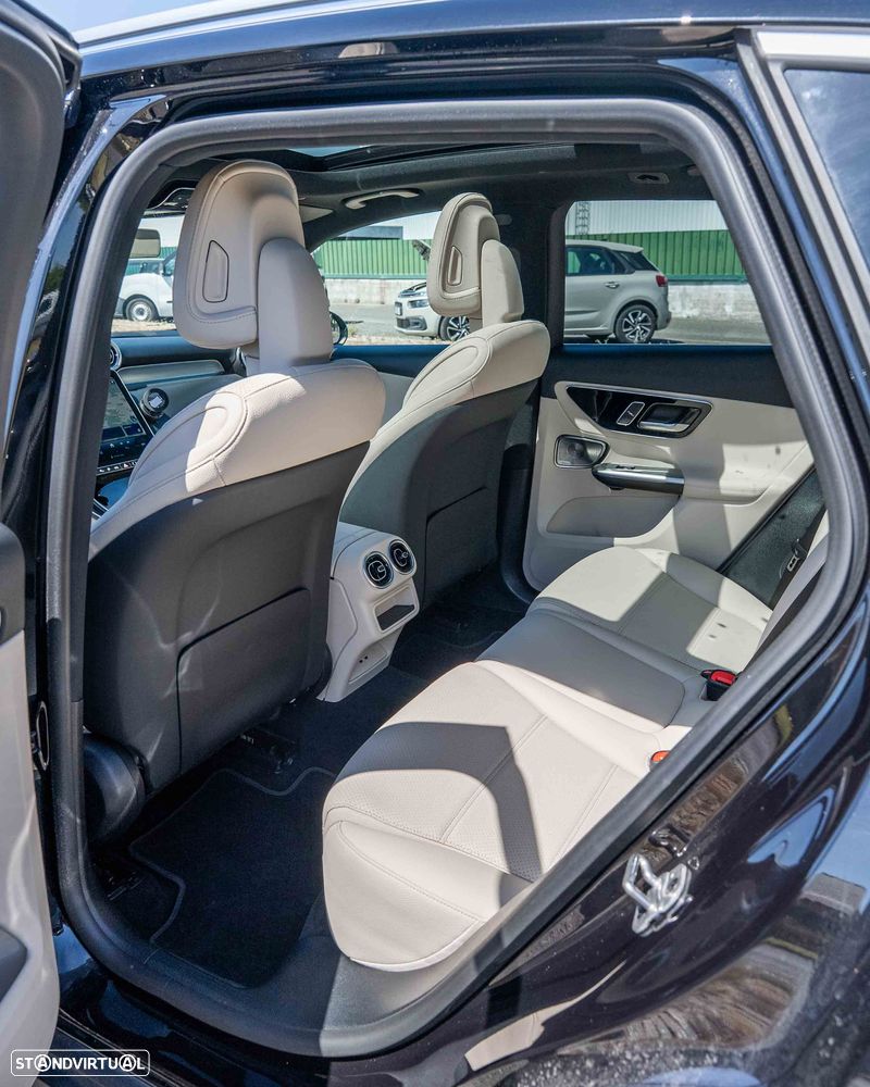 Mercedes-Benz GLC 300 de 4Matic 9G-TRONIC - 18