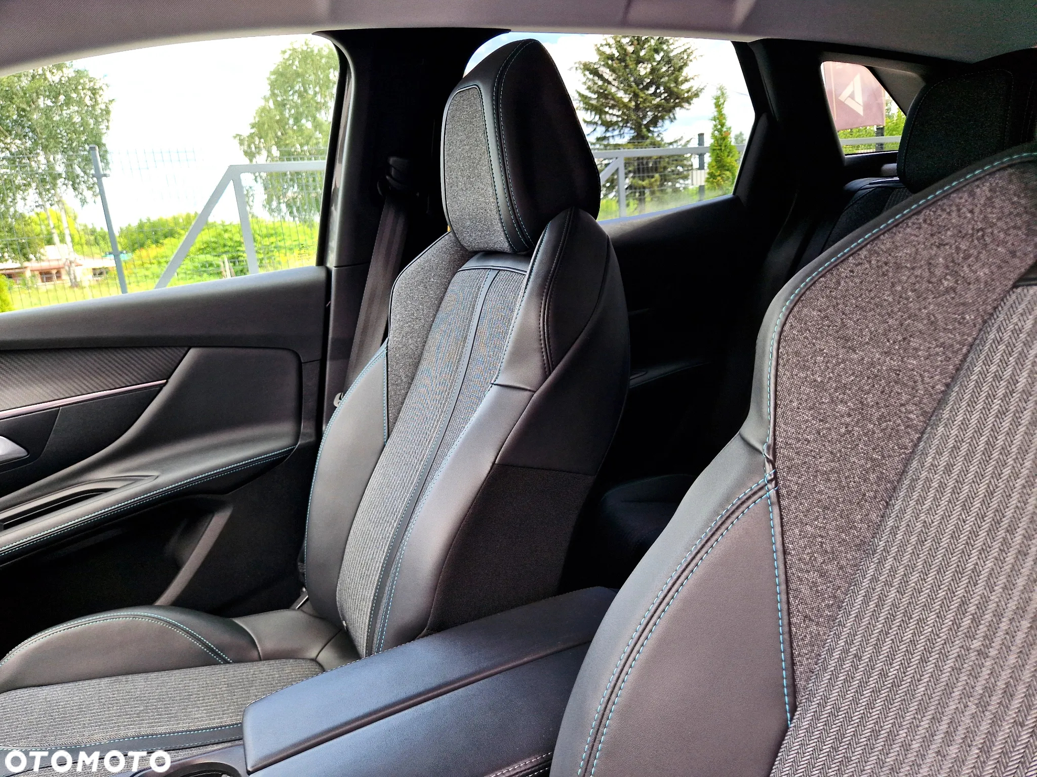 Peugeot 3008 BlueHDi 130 Stop & Start Allure Business-Paket - 26