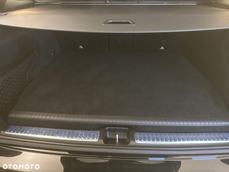 Mercedes-Benz GLC 300 e 4-Matic Business Edition - 23