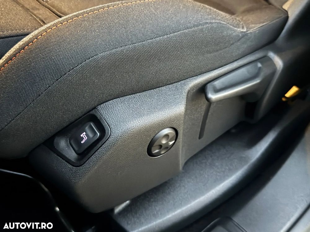 Peugeot 3008 BlueHDi 130 Stop & Start EAT8 Allure - 15