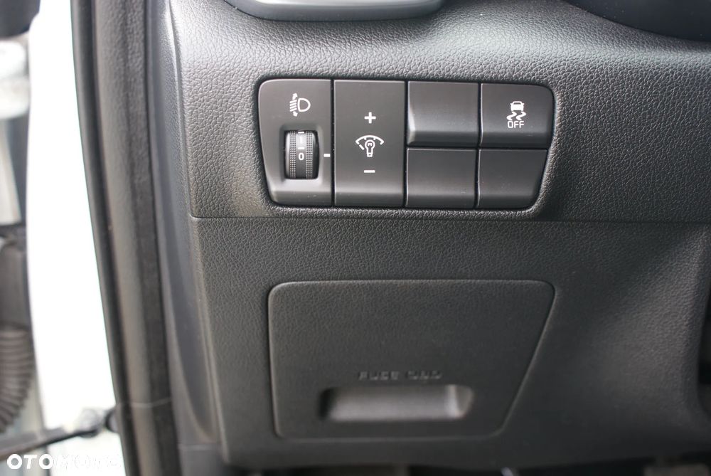 Kia Sportage 1.6 GDI L 2WD - 17