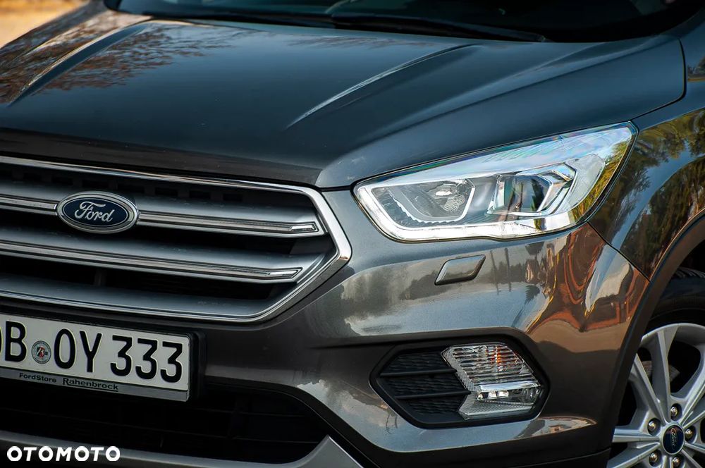 Ford Kuga 1.5 EcoBoost 2x4 Cool & Connect - 19