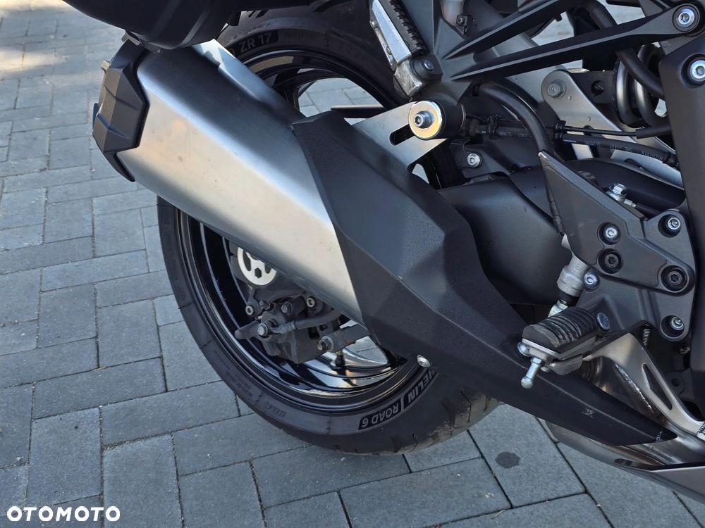 Kawasaki Z - 8