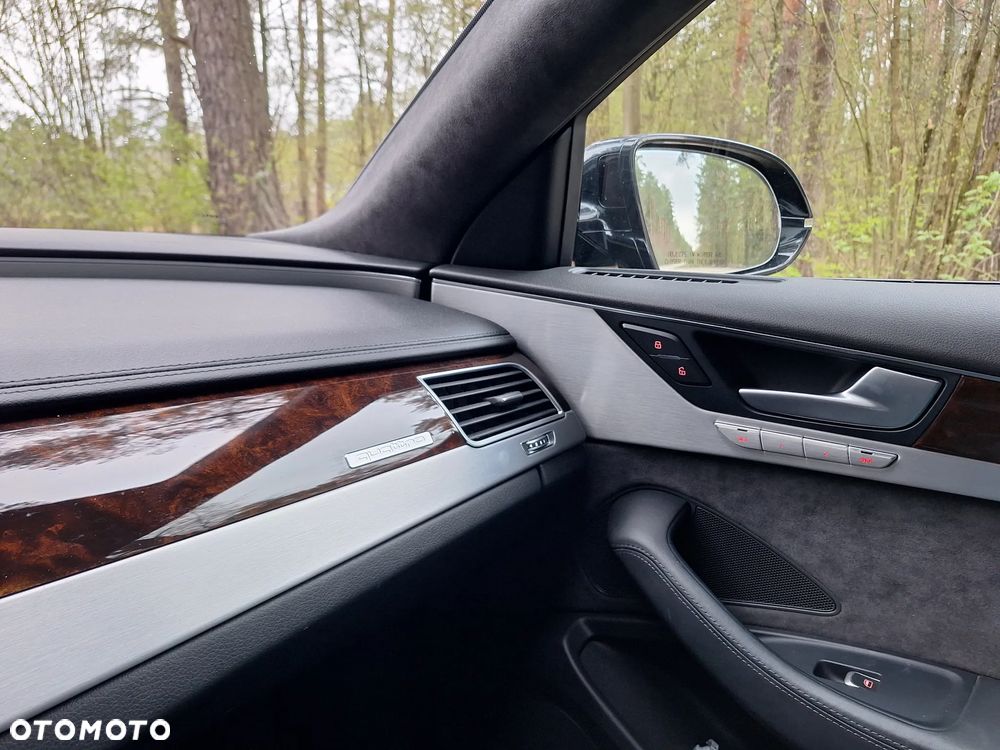 Audi A8 4.0 TFSI L Quattro - 15
