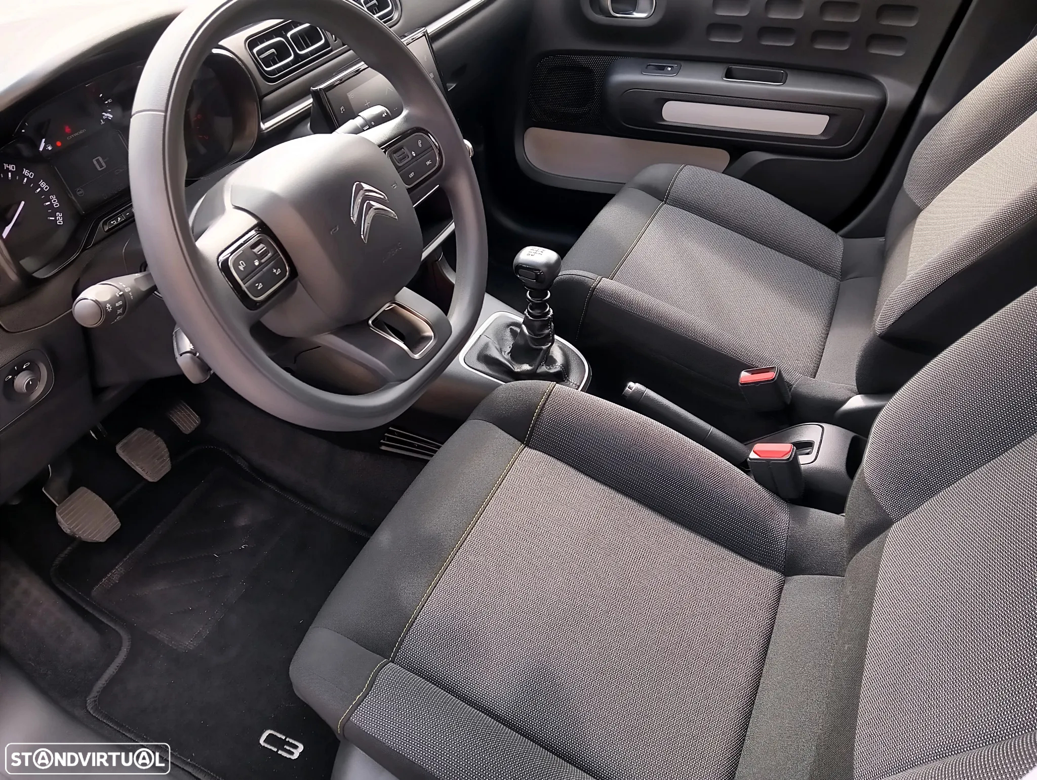 Citroën C3 1.2 PureTech C-Series - 19