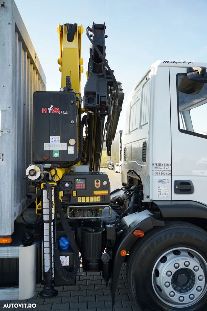 Iveco EUROCARGO 180E25 / PLATFORMĂ CU OBOARE RABATABILE - 7,3 M / MACARAUA HYVA HB 150 / CAPACITATE MAX. DE RIDICARE: 5.200 KG / ROTATOR / TELECOMANDĂ / CUTIE DE VITEZE AUTOMATĂ / EURO 6 - 23