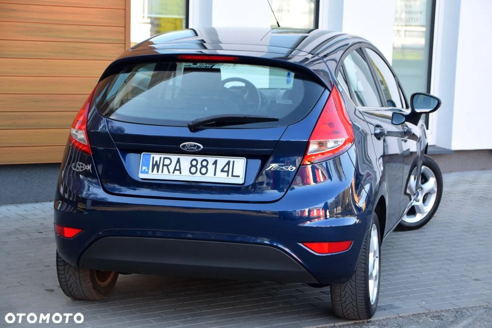 Ford Fiesta 1.25 Titanium EU5 - 10