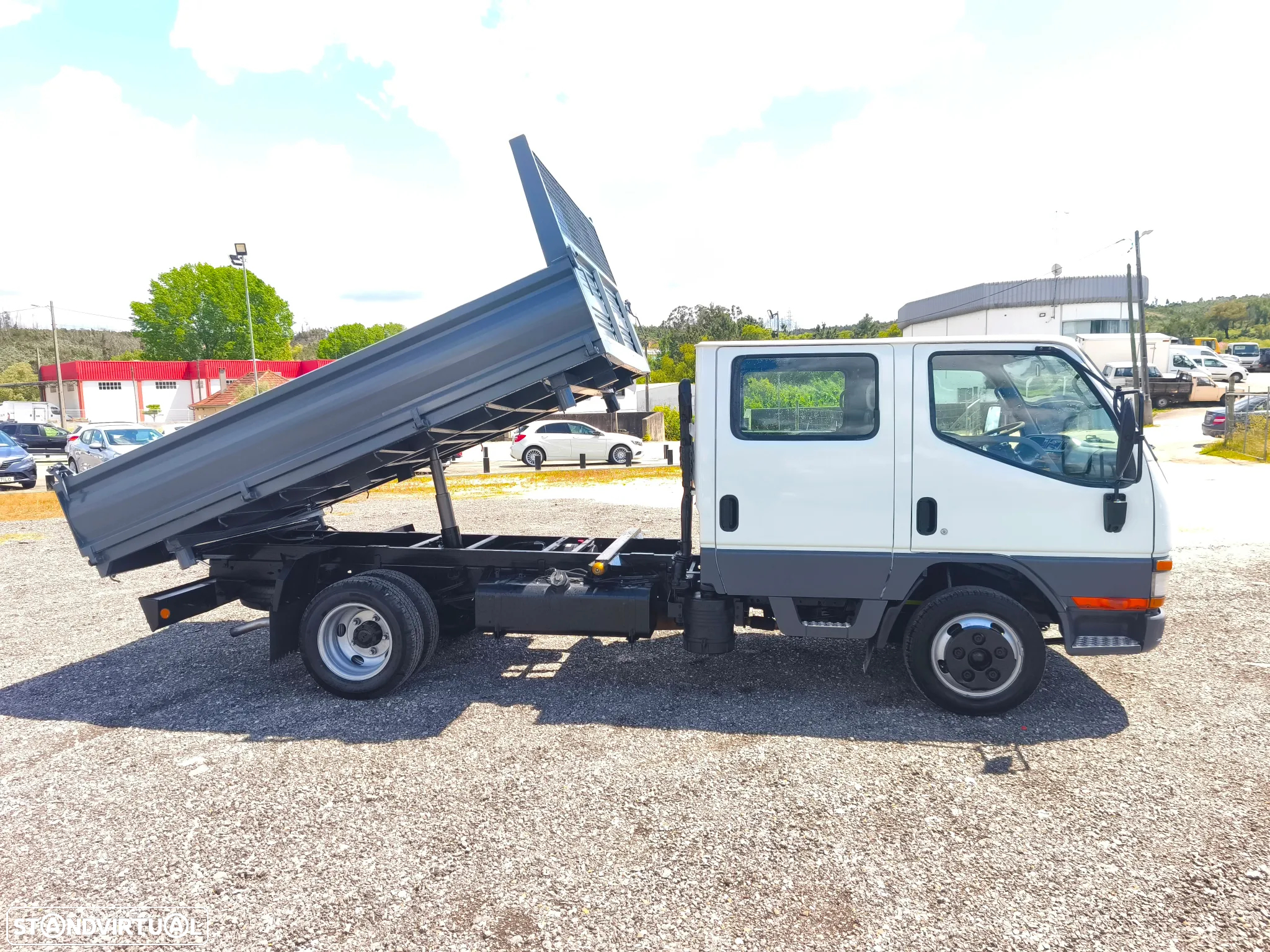 Mitsubishi Canter - 6