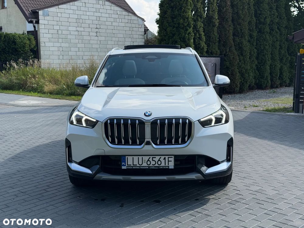 BMW X1 xDrive23i mHEV xLine - 2