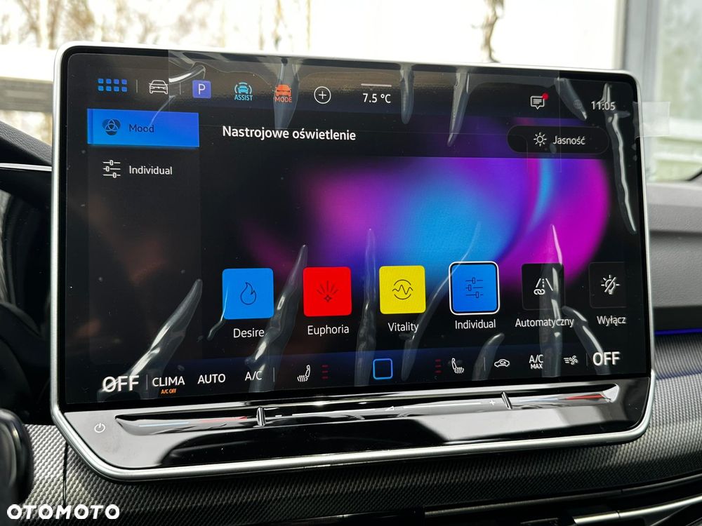 Volkswagen Golf - 24