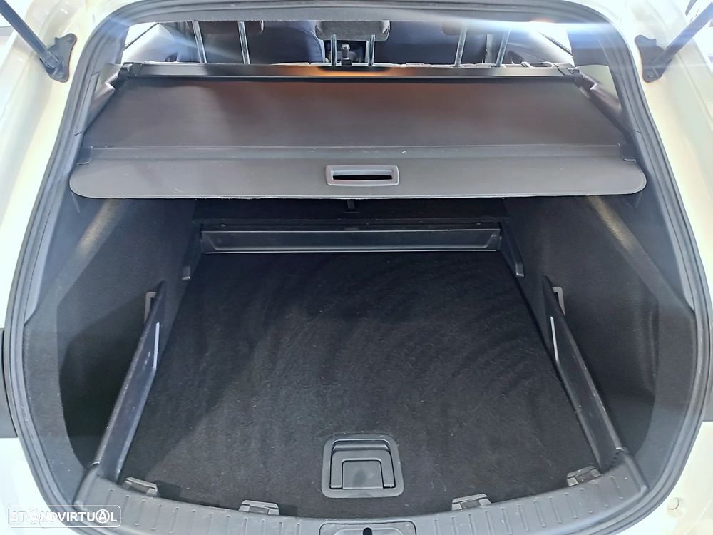 Toyota Corolla Touring Sports 1.8 Hybrid Trek - 9