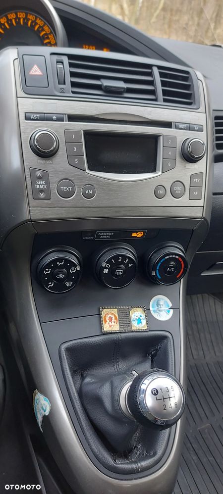 Toyota Verso 1.6 Luna - 28