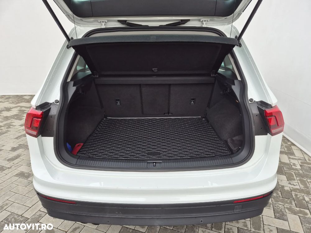 Volkswagen Tiguan 1.5 TSI ACT DSG Comfortline - 30