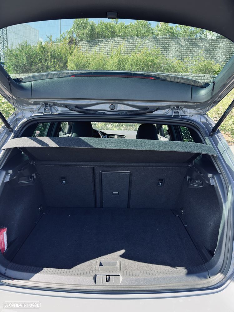 VW Golf 2.0 TSI GTi TCR DSG - 12