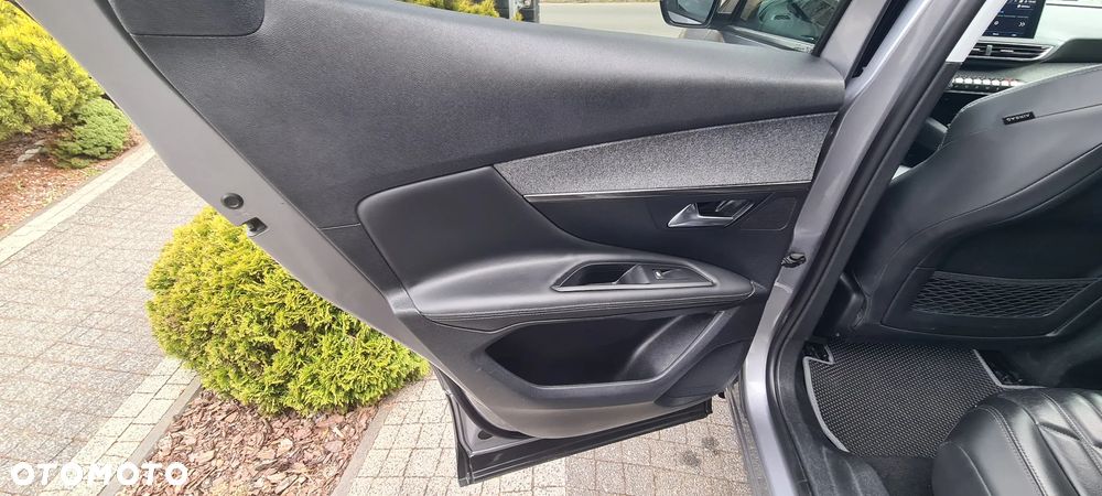 Peugeot 3008 1.6 THP Allure S&S EAT6 - 26