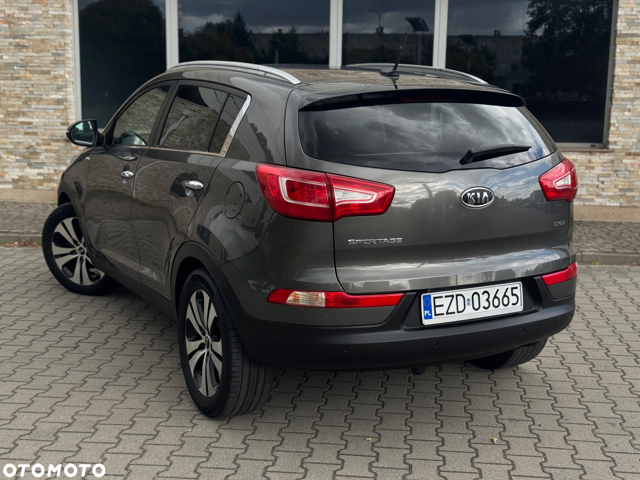 Kia Sportage 2.0 CRDI AWD Dream-Team Edition - 5