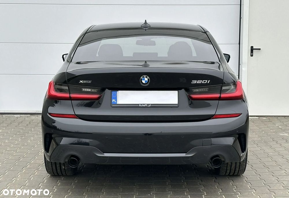 BMW Seria 3 320i xDrive M Sport - 7