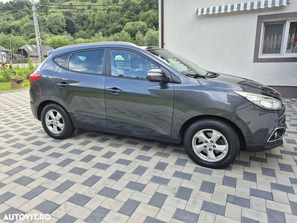 Hyundai ix35 2.0 CRDI Low 2WD GL Classic - 3
