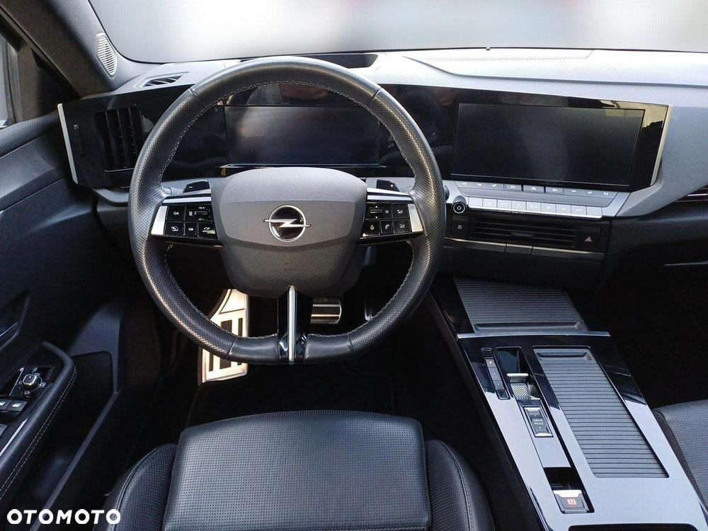 Opel Astra 1.6 T Plug-in Hybrid Ultimate - 17