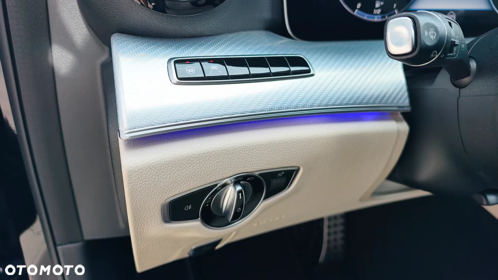 Mercedes-Benz Klasa E 300 d 9G-TRONIC Avantgarde - 20
