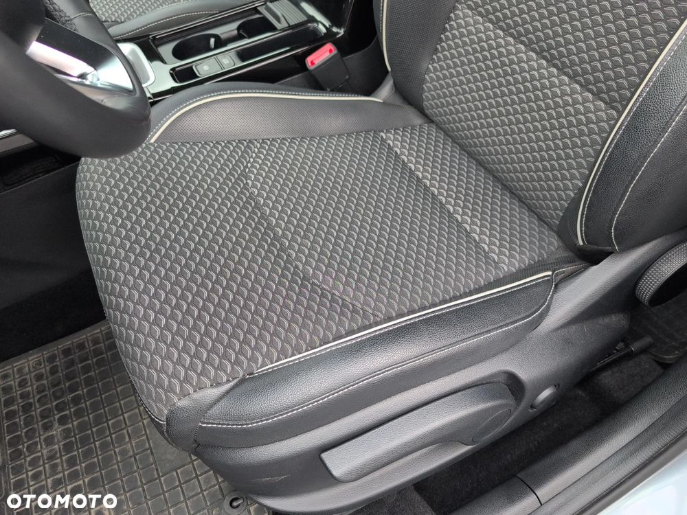 Kia Ceed 1.5 T-GDI Tribute - 16