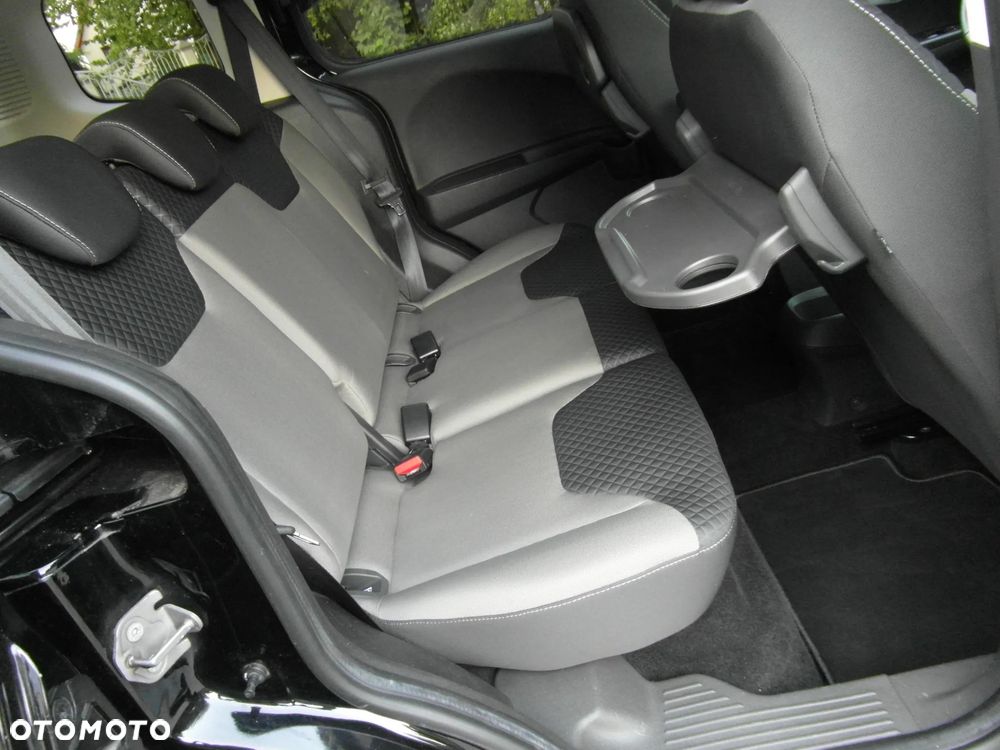 Ford Tourneo Courier 1.0 EcoBoost S&S Trend - 31