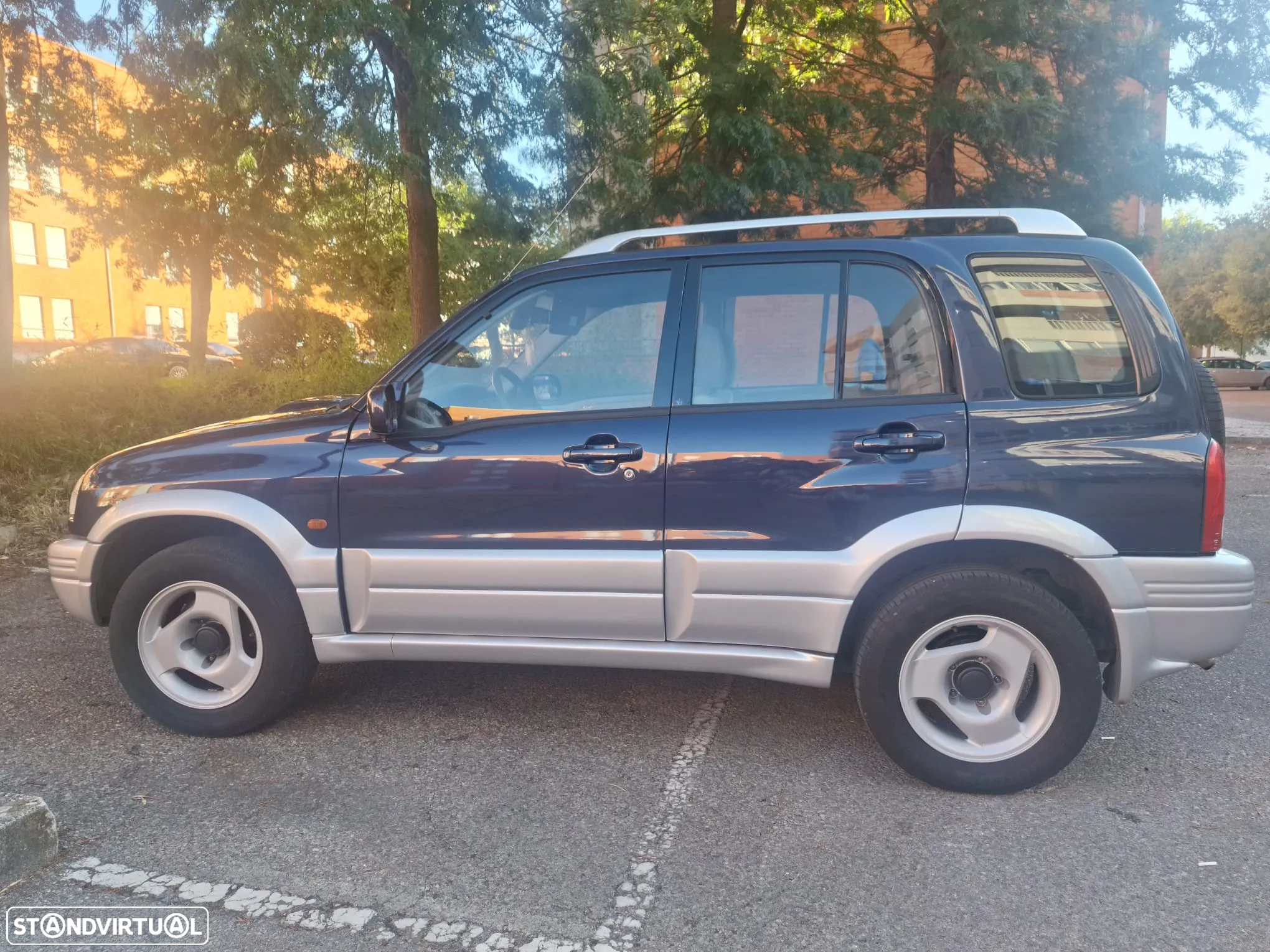 Suzuki Grand Vitara Metal Top 2.0 TDi - 5