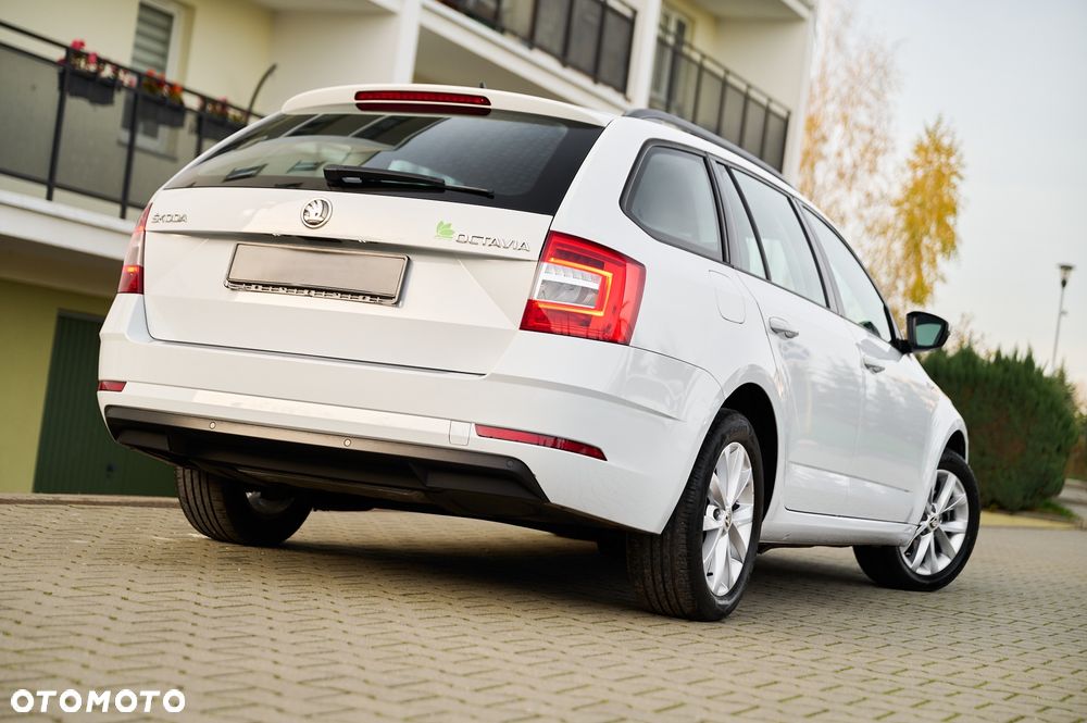Skoda Octavia - 2