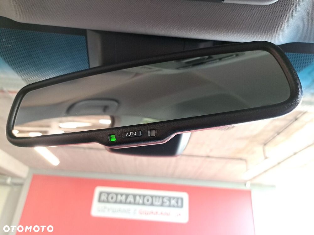 Toyota Camry 2.5 Hybrid Prestige CVT - 31