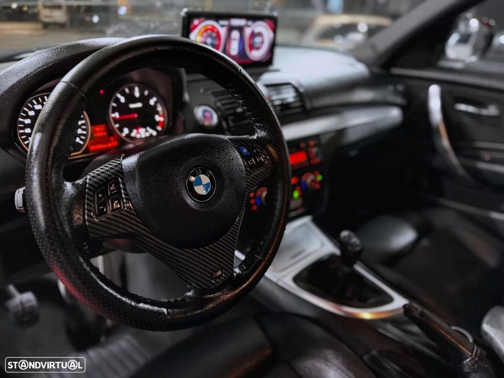 BMW 118 d Pack M - 9