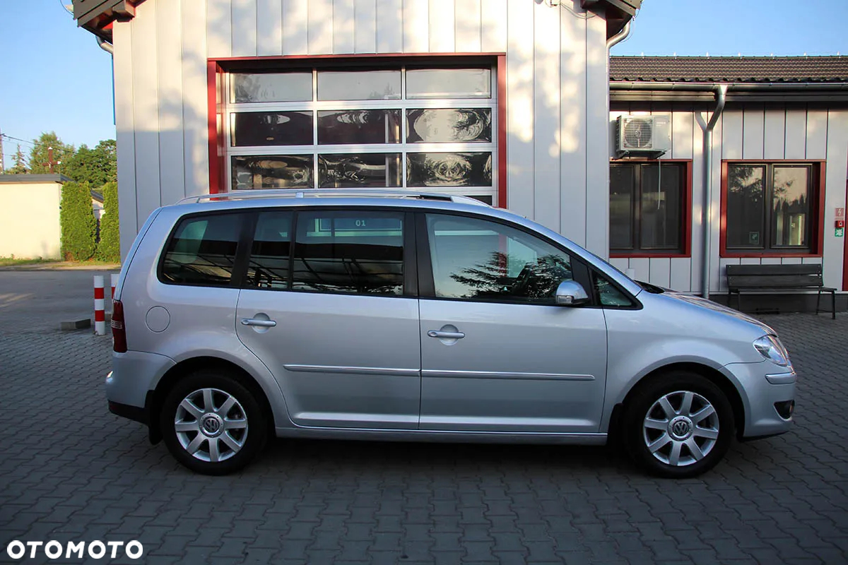 Volkswagen Touran 1.4 TSI DSG Highline - 6